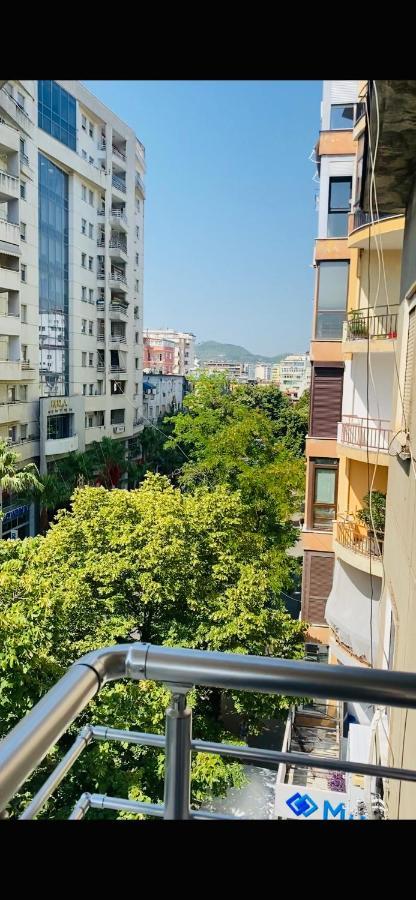 Lilo'S Place Tirana Exterior foto